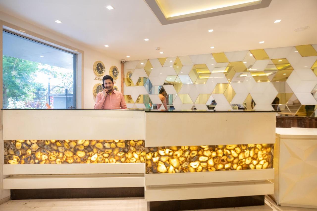 מומביי Hotel Supreme - Cuffe Parade מראה חיצוני תמונה