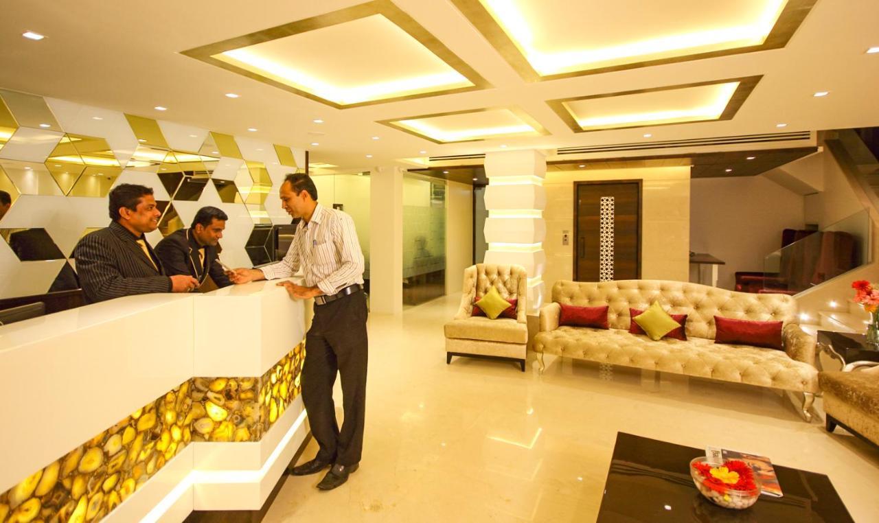מומביי Hotel Supreme - Cuffe Parade מראה חיצוני תמונה