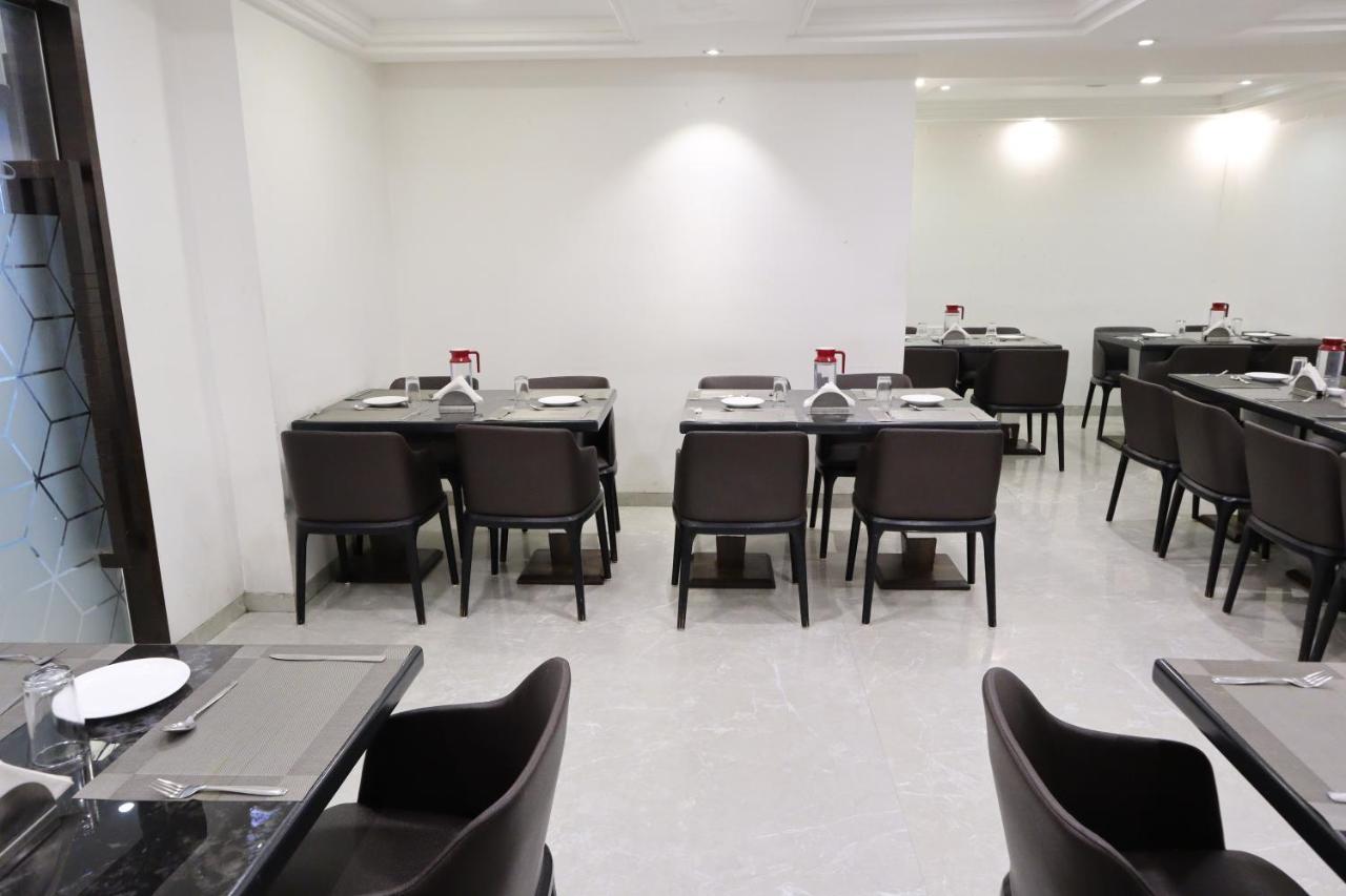 מומביי Hotel Supreme - Cuffe Parade מראה חיצוני תמונה