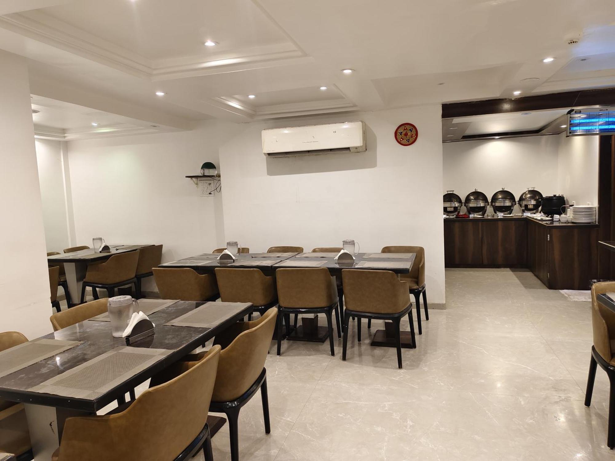 מומביי Hotel Supreme - Cuffe Parade מראה חיצוני תמונה