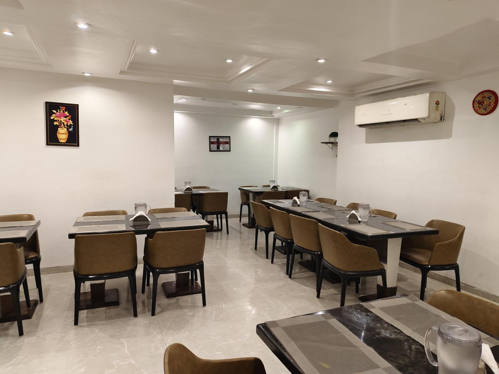 מומביי Hotel Supreme - Cuffe Parade מראה חיצוני תמונה