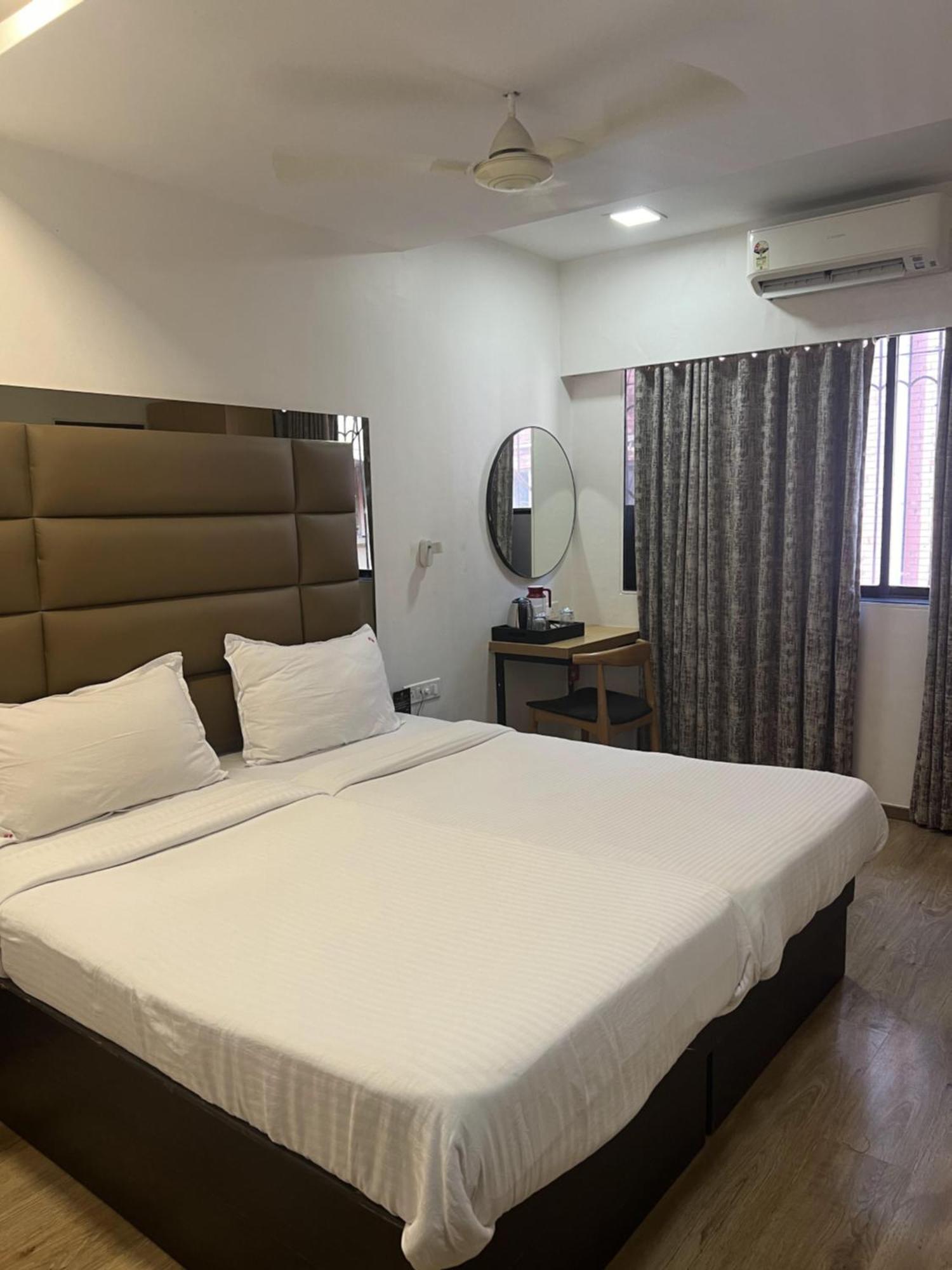 מומביי Hotel Supreme - Cuffe Parade מראה חיצוני תמונה